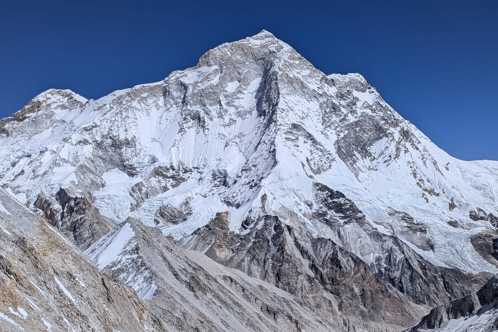 Makalu 8